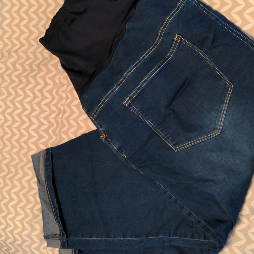 Plus size Maternity Capri Jeans